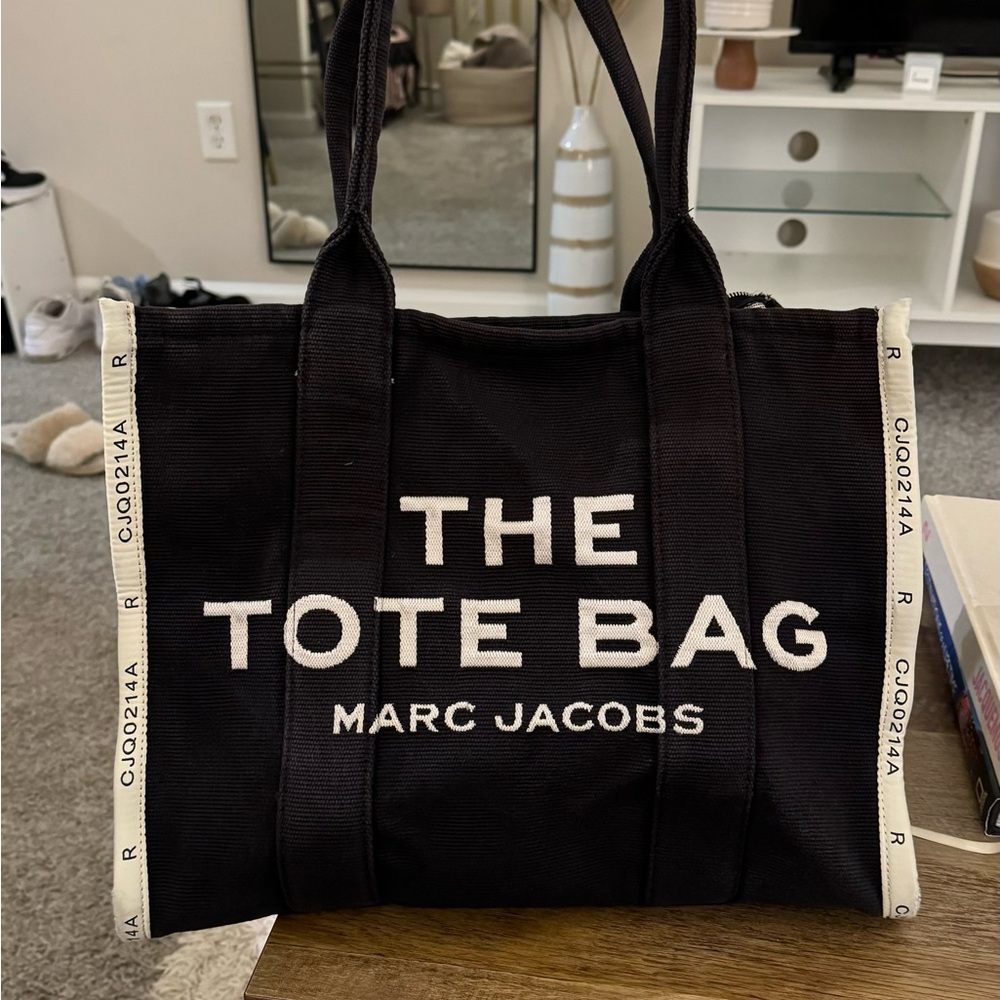 Marc Jacob’s tote